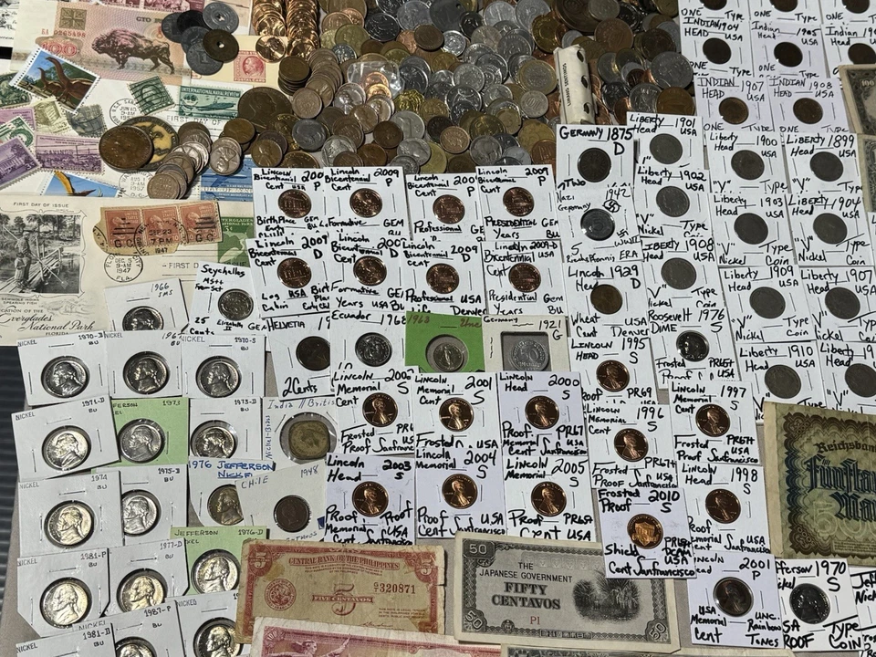 Huge Lot 800+ Coins/stamp/more~Silver WL/Mercury/Indian/Buffalo/“V”/USA & World+ - Image 4 of 4