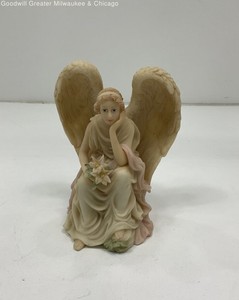 Seraphim Classics Ophelia "Heart Seeker" Angel Ophelia Figurine