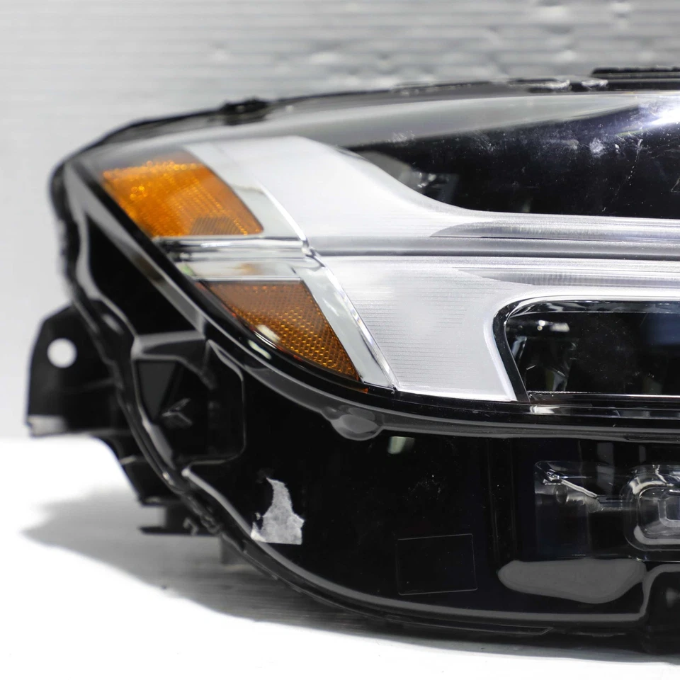 Conjunto de faros laterales derechos sistema LED completo Volvo XC 60 2022-2025 OEM 31656553 Foto 3 de 4