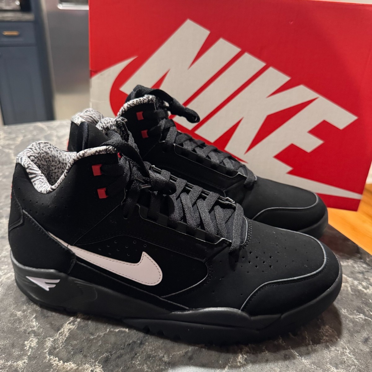 New Nike Air Flight Lite Mid- Black White Varsity Red (Size