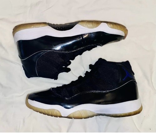 jordan 11 space jam size 10