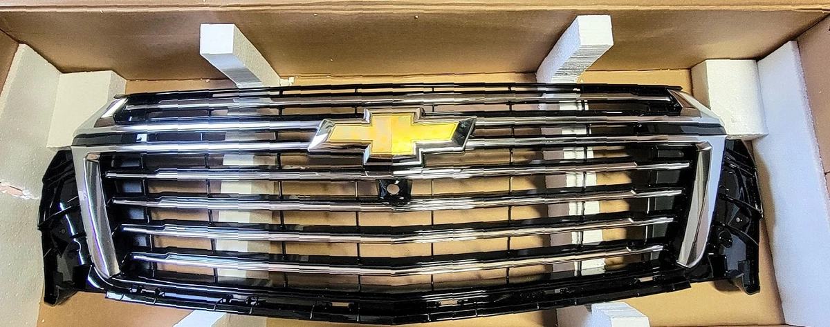 2022 - 2023 Chevrolet Traverse Upper Grille OEM-GM 84825478  