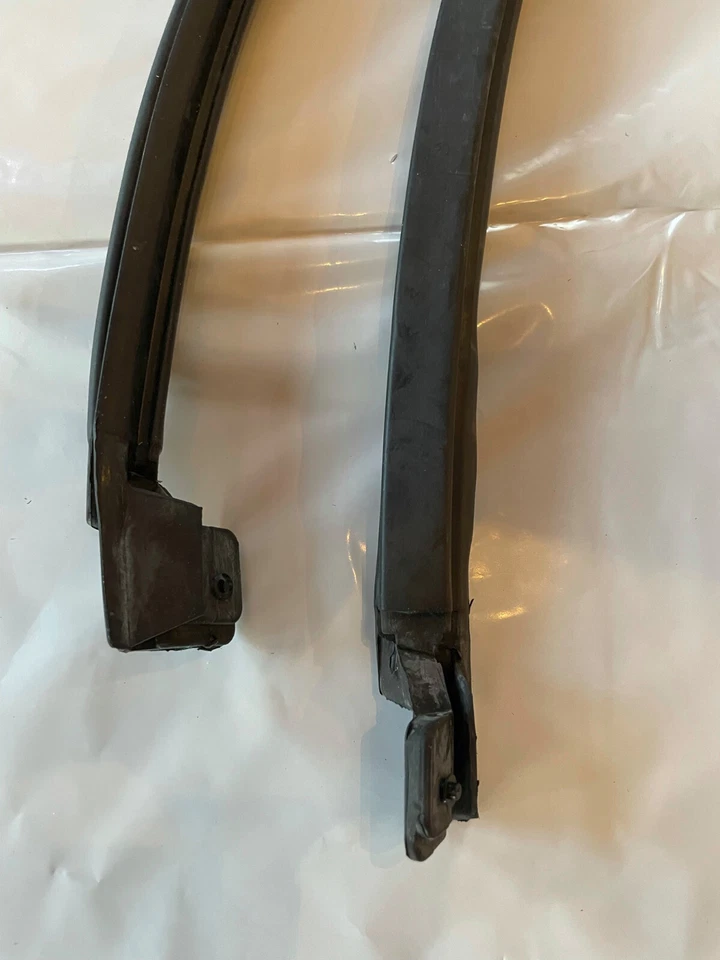 Juego de subsello puerta Honda CRX 88 USDM, puertas delanteras 72325-SH2-013, 72365-SH2-013 Foto 2 de 4