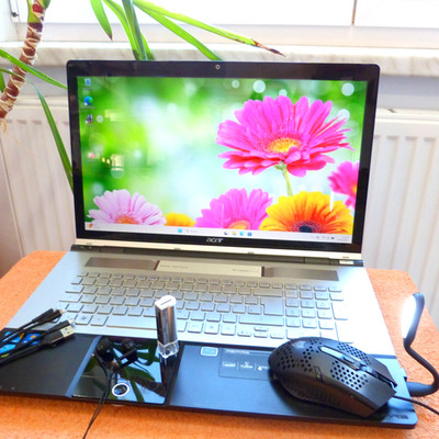 Acer 8943 ETHOS MAX Cinema 18'' METAL l 16GB RAM l 2TB SSD Windows 11 QUAD i7