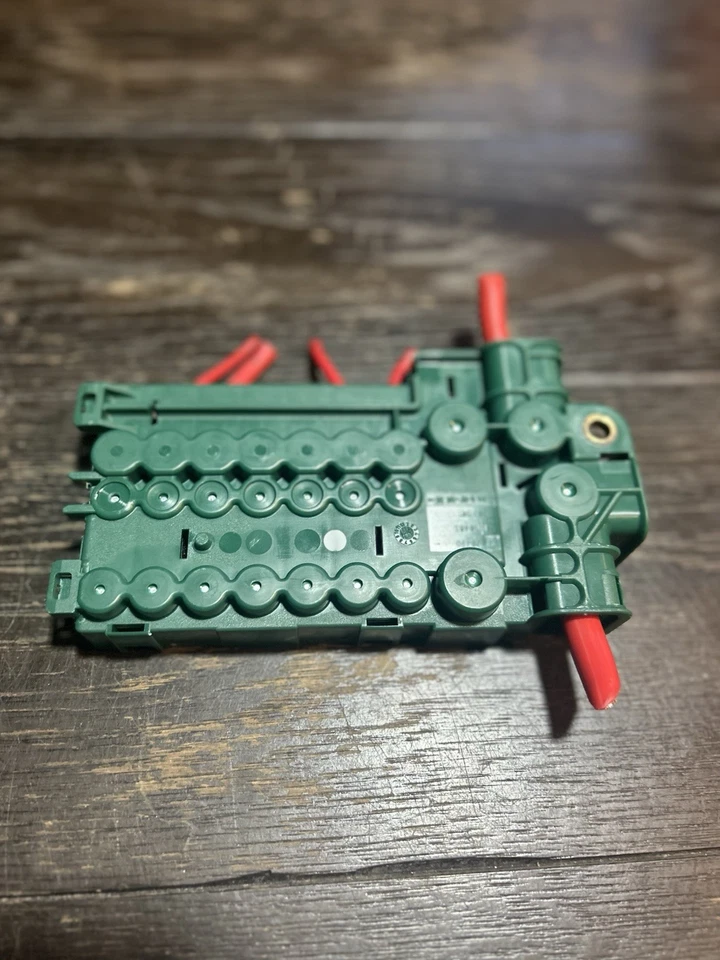 00-06 BMW X5 E53 maletero maletero batería conexión caja fusibles regulador de voltaje OEM Foto 3 de 4