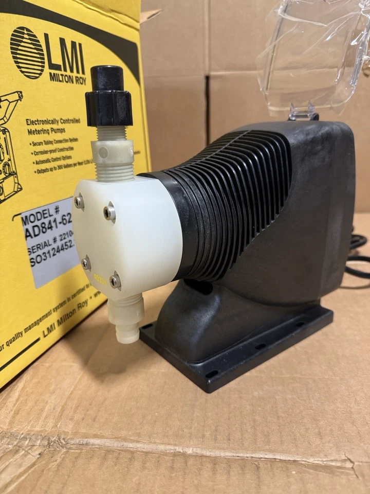 LMI Chemical Metering Pump AD841-624VI .5 GPH, 250 Psi, PP HV, mA Input - Image 3 of 4