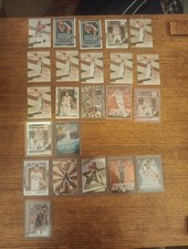 Spurs  Lot. Victor Wembanyama And Stephon Castle Prizm Parallels And Inserts.