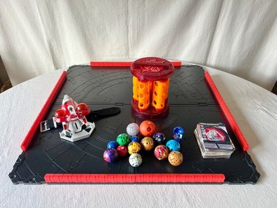 Bakugan Battle Brawlers Mixed Lot W/Arena, 15  Balls, Launcher, 43 Cards & Case