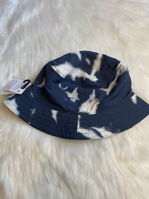 Lululemon On My Level Bucket Hat with Pocket in Indigo Ice Print Blue Multi Lululemon On My Level Bucket Hat with Pocket - Indigo Ice  main image 2