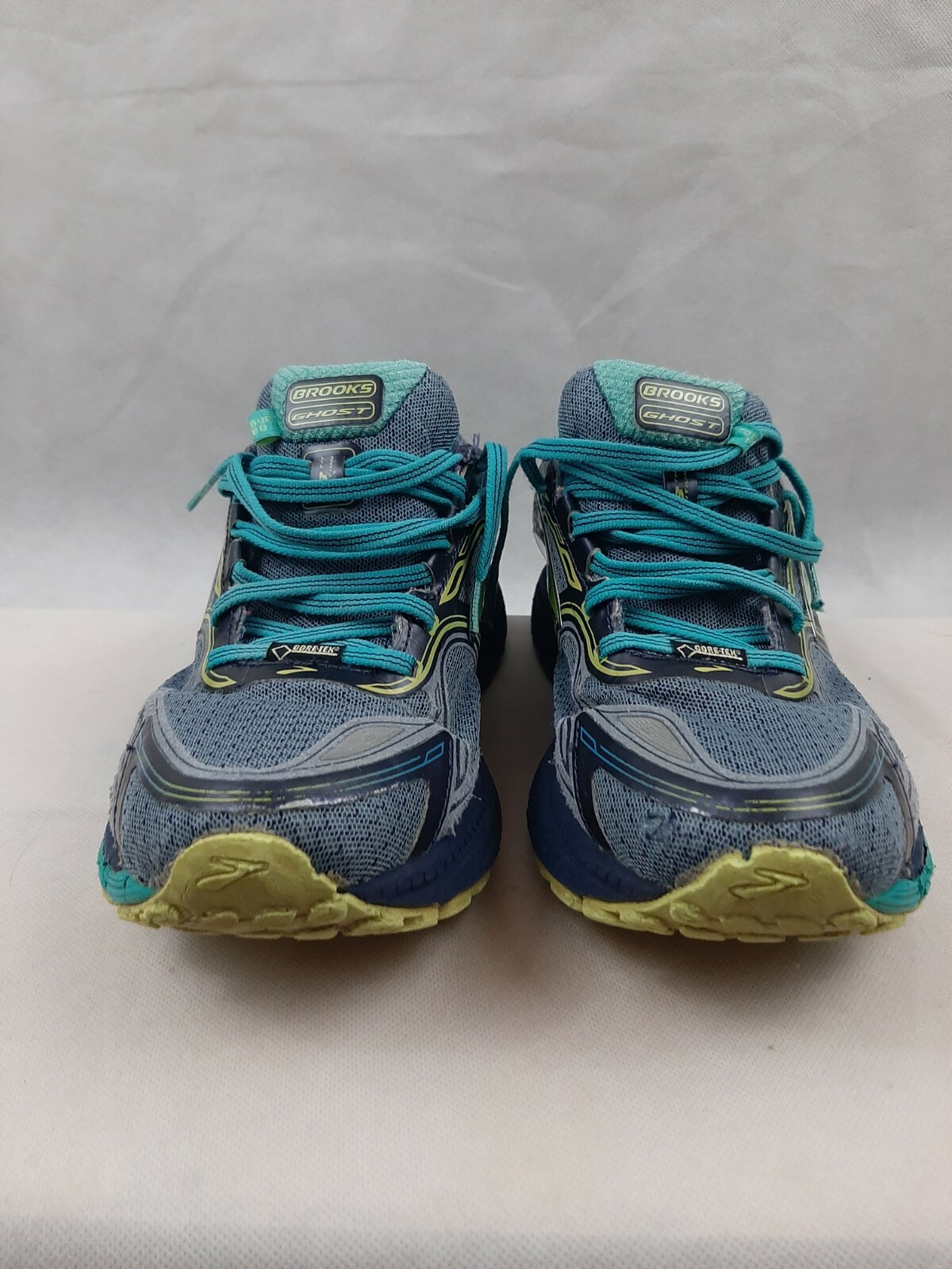 Brooks Ghost GoreTex 8th Edition 8.5 Running Sneakers Gem