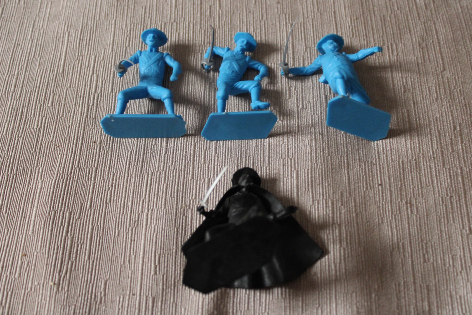 DULCOP DISNEY SERIE LEGGENDARIA ZORRO COMPLETO? VINTAGE OTTIMO NO BOX ca. 5,5cm