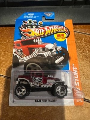 2013 Hot Wheels HW Stunt Baja Bone Shaker #90 Red (Bad Card)