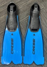 Adult Cressi Rondinella Closed Heel Snorkel Fins Blue - Size 12-13 Lot 127 