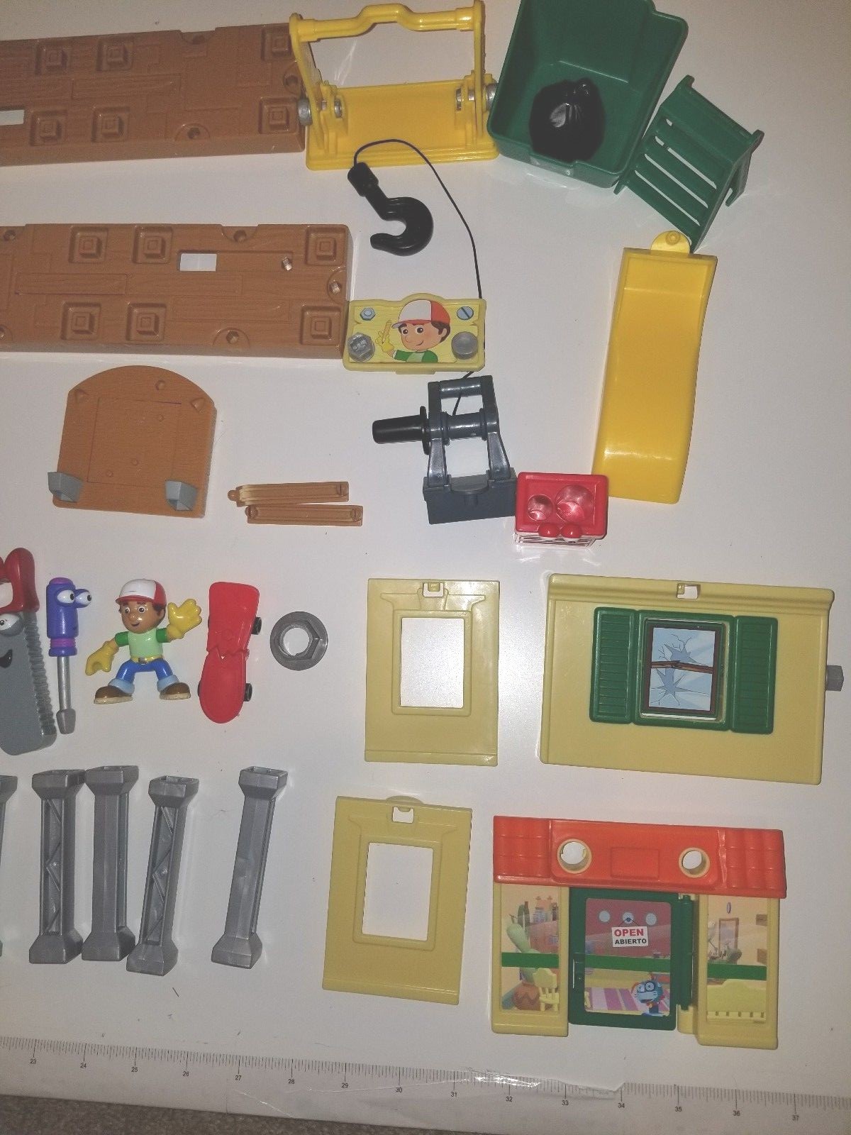 EUC HANDY MANNY LOT LET'S GET TO WORK MANNY & REPAIR SHOP RETIRED 2007 EXC CON eBay