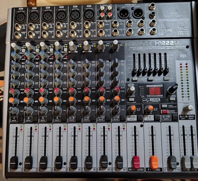 Behringer 24 bit Multi-FX Music Sound Processor 16 input. 2/2 Bus Mixer