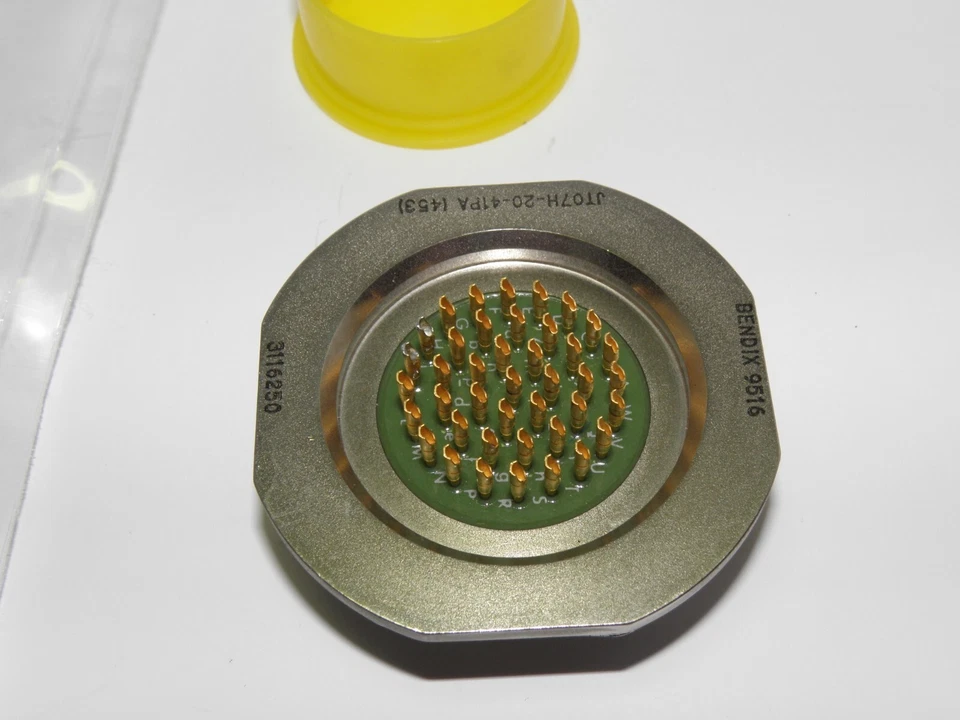 BENDIX Connector JT07H-20-41PA Panel mount sealed set of 2 - Image 2 of 3