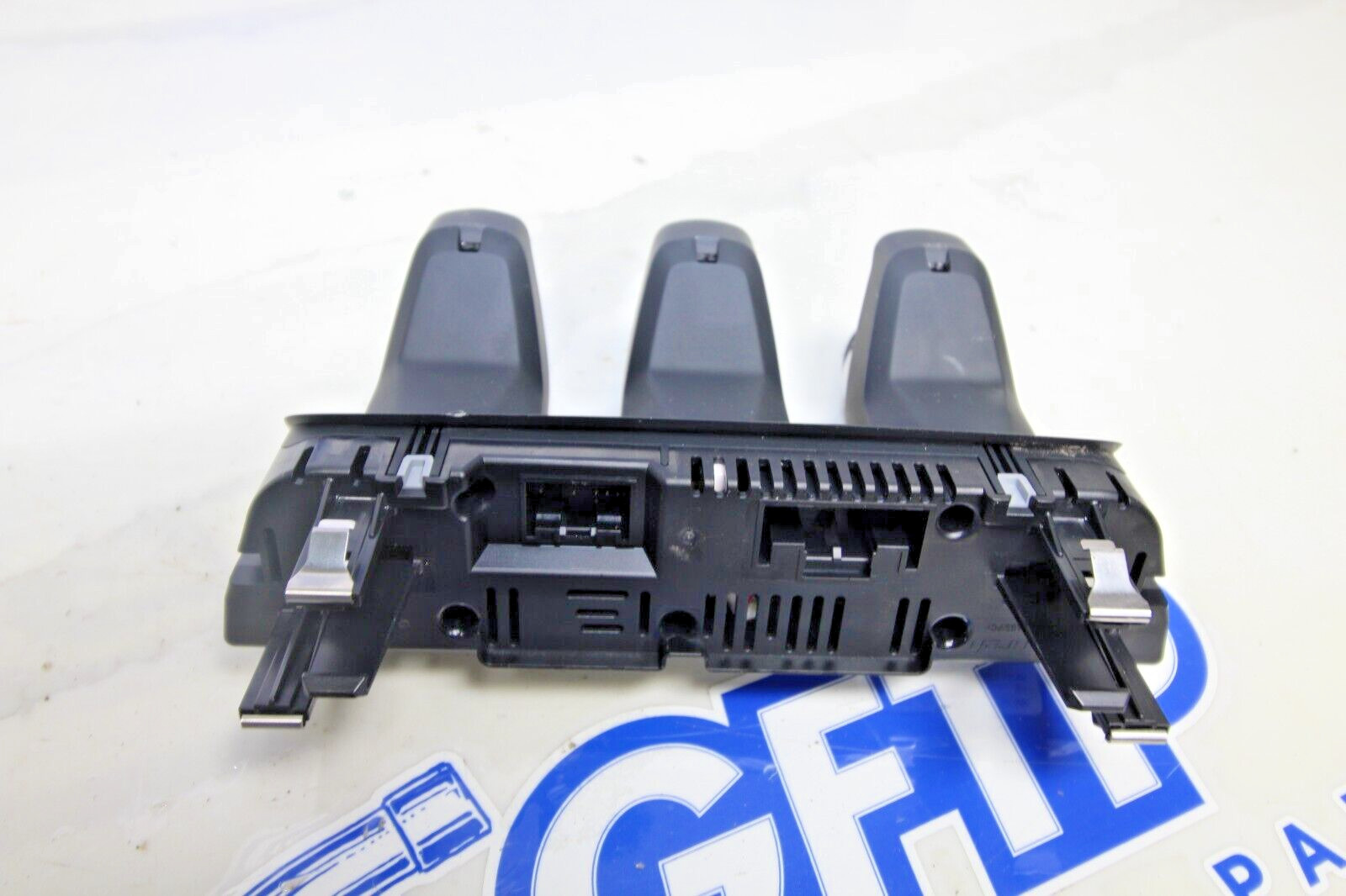 17-21 AUDI R8 V10 PLUS  OEM  HVAC CONTROL UNIT HEATED SEAT SWITCH 4S0820043K