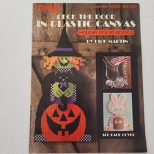 Deck The Door In Plastic Canvas Holiday Doors Book 4 Leisure Arts 1353