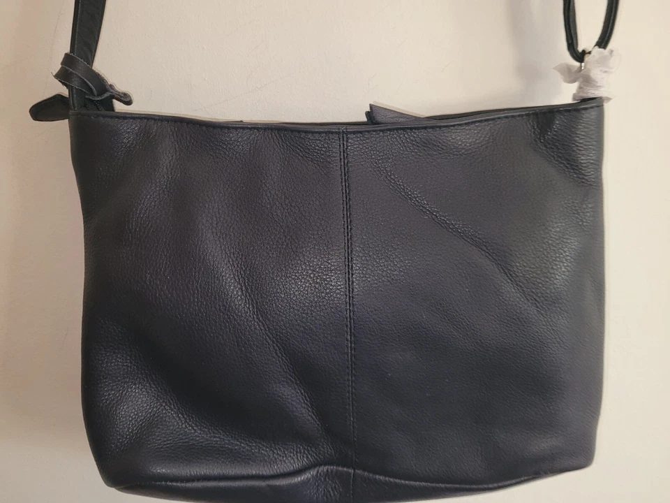 Gigi Navy Shoulder Bag Leather Handbag RRP £105 (3) - Image 4 of 4