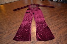E6- The Competitor Long Sleeve Velour Costume Size LC
