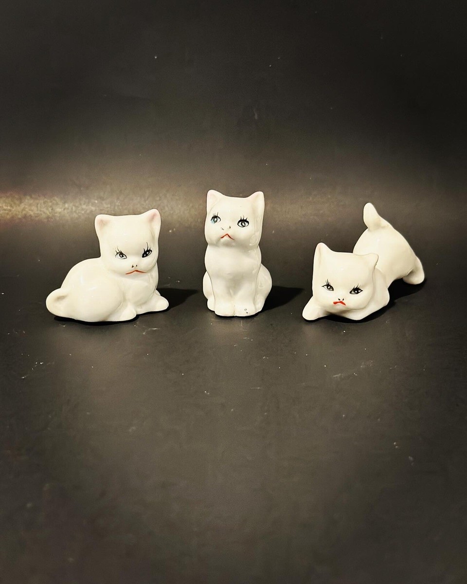 Vintage Set Of 3 Miniature White Cat Figurines Blue Eyes
