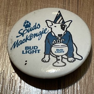 Vintage Spuds MacKenzie Bud Light Advertising Pin Button Pinback Sorority Shirt