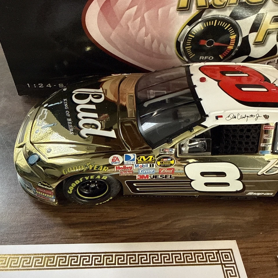 Dale Earnhardt Jr #8 Budweiser 57’ Chevy 50th Anny Gold Chrome 2007 1/24 Diecast Foto 3 de 4