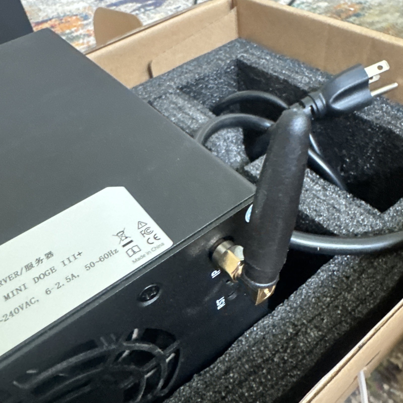 Goldshell Mini DOGE III Plus Miner 810MH/S 500W LTC&Doge Coin Miner With WIFI