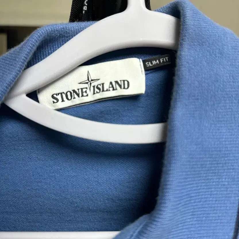 Stone Island Men's Polo T-Shirt, Size M, Pre-Owned thumbnail 2