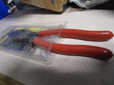 Klein Tools HD213-9NETH Lineman's Pliers Oversized Heavy Duty High Leverage