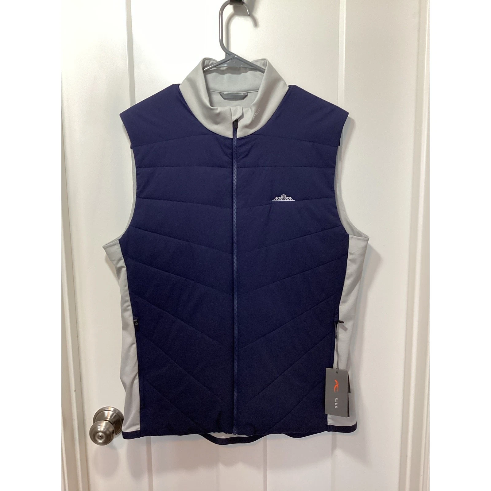 NWT Kjus Men's Full Zip Insulated Release Vest Golf Blue Gray Size Large 52
Opens in a new window or
