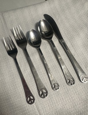 Oxford Hall Peace Sign Cutlery Set