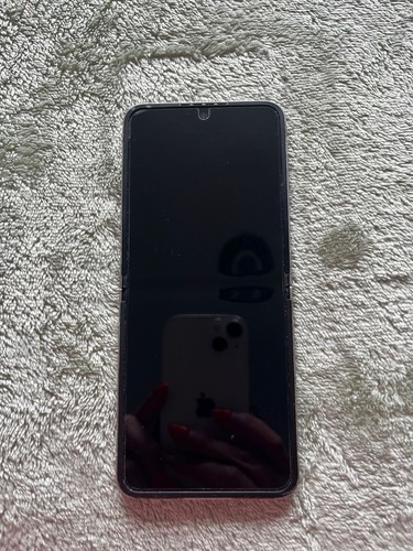 Samsung Galaxy Z Flip 6 - 256GB Steel grey Android Smartphone - GRADE A - Picture 7 of 9