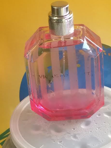 VICTORIA'S SECRET BOMBSHELL -1.7 OZ/50 ML EDP SPRAY- ROUGH BOTTLE