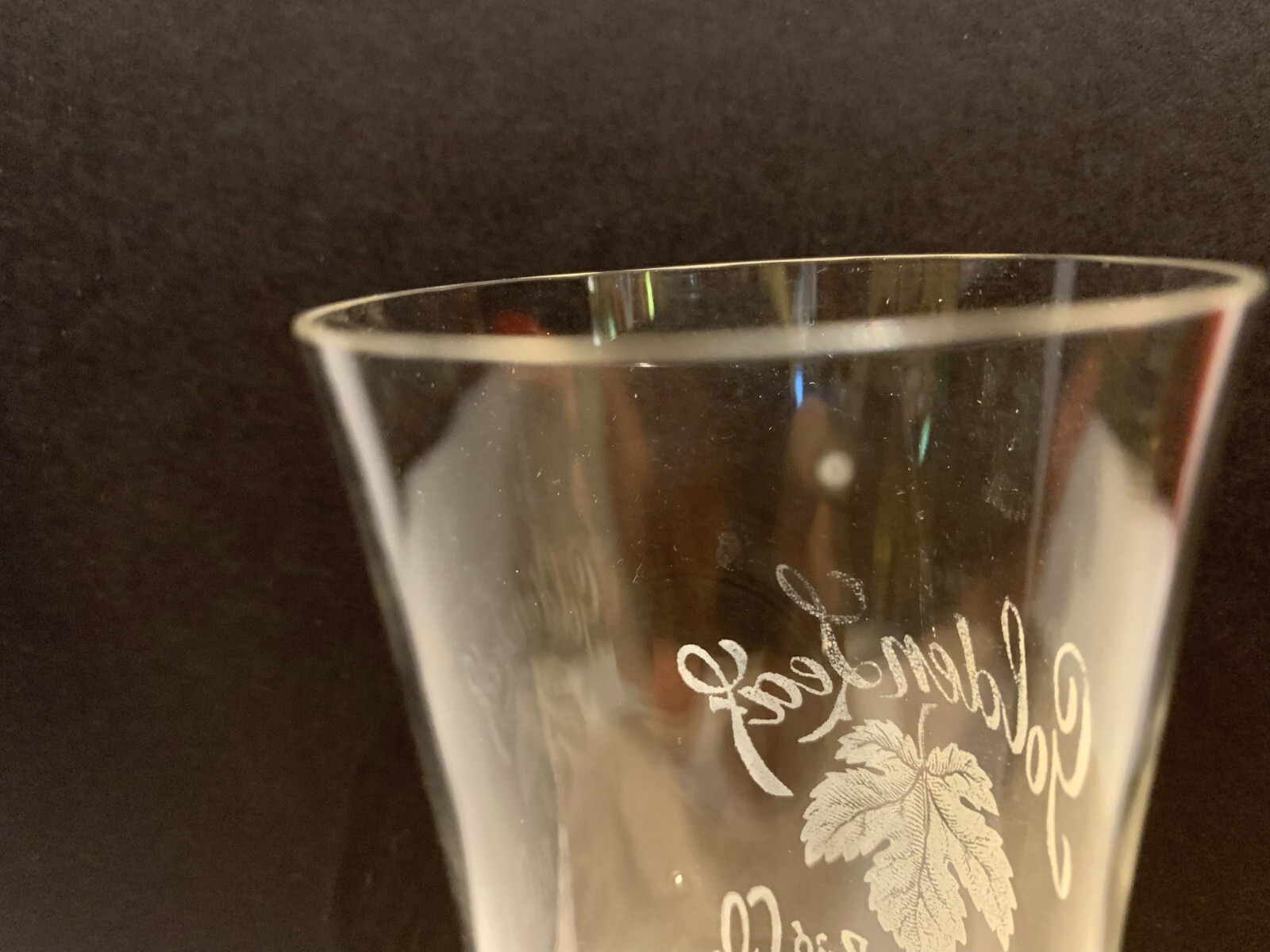 "GOLDEN LEAF" G HEILEMAN BREWING CO ACID ETCHED CHASSER GLASS LA CROSSE