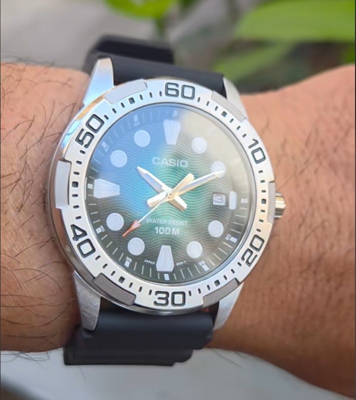 Casio MTD-140-3A Green Analog Black Resin Quartz Marine Sport