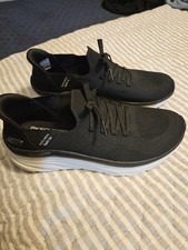 Womens Sketchers lace up 9.5 Black shoes