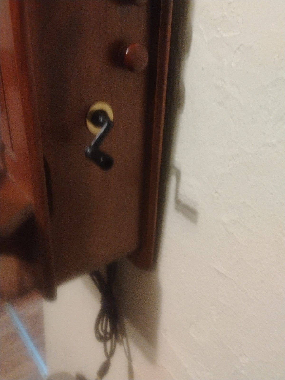 Antique The Country Belle Superheterodyne Radio Reciever Model 556 By Guild Co.