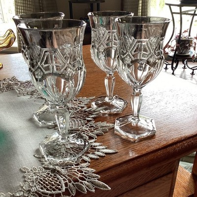 1912 reverse 44  made by US glass 