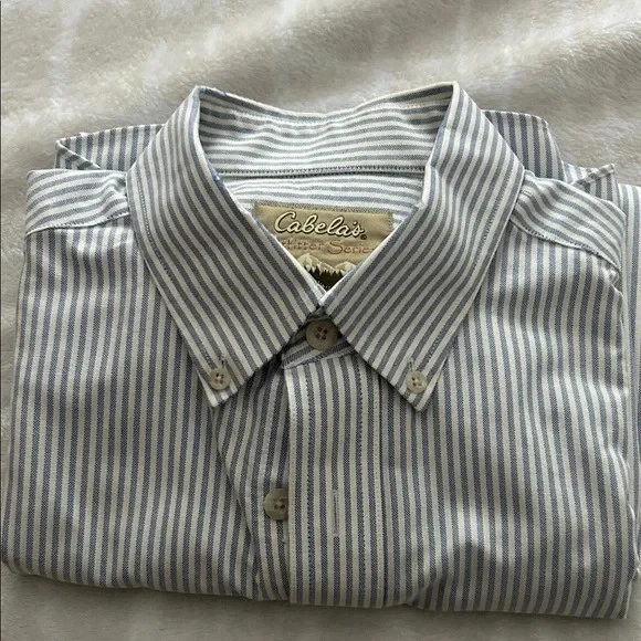 Cabela's Men's Blue Striped Short Sleeve Button Down Shirt, Size M - Image 4 of 4