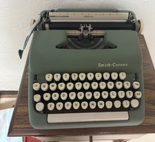 1960 Smith Corona Sterling Typewriter elite Typeface thumbnail