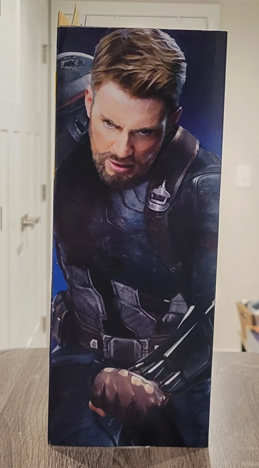 Marvel Diamond Select Capitán América 2018 (Infinity War) *Nuevo en caja* Foto 3 de 4