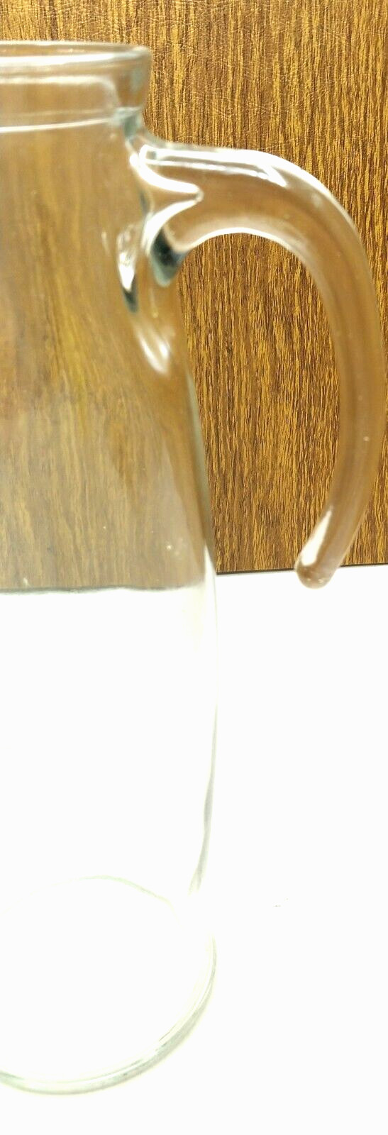 Set of 2 Sizes Venete Vigne Italian Red Wine Carafes Jugs Clear Glass W/Handles