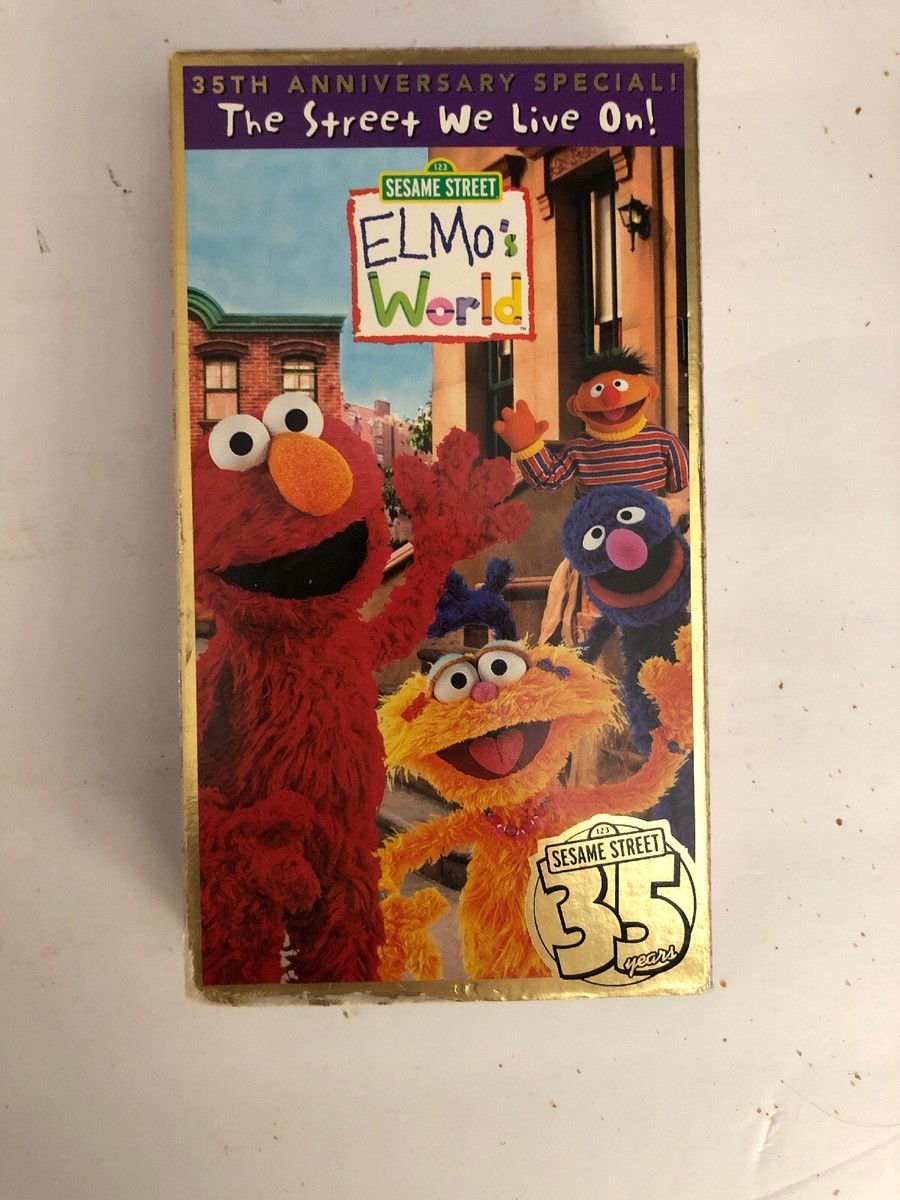 その他 Elmo's World: The Street We Live on [VHS] cm3dmju Sesame Street Elmos World The Streets We Live On(VHS 2004