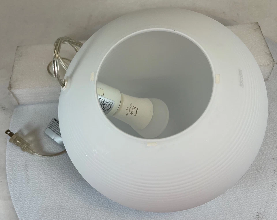 Luz de mesa Philips Hue Flourish - ENVÍO GRATUITO Foto 3 de 3