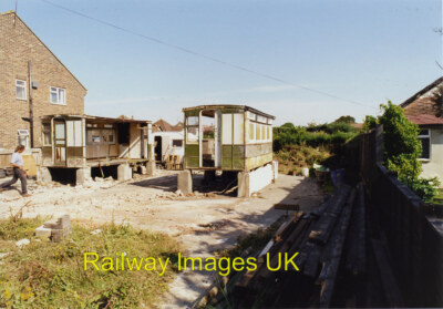 Photo 12x8 (A4) Old carriages in Eirene Road Worthing c1996