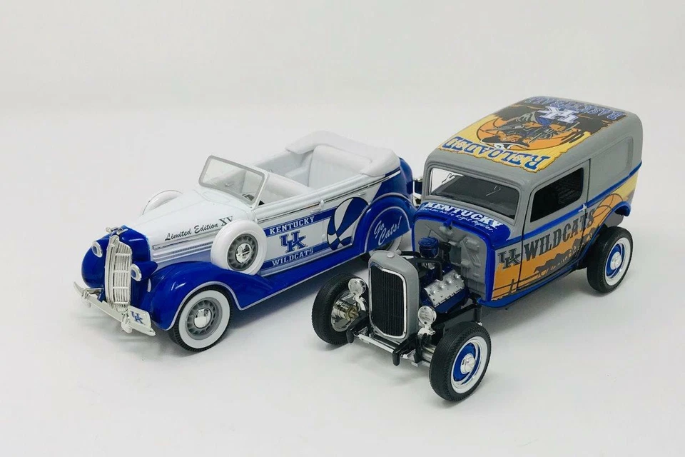 Two Piece Set Kentucky Wildcats 1932 Ford Rat Rod/1936 Dodge Diecast Banks - Image 2 of 4