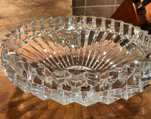 Heavy Lead Crystal Faceted Fluted Centerpiece Bowl 11'x8.5"x5"H Vintage - Picture 2 of 9