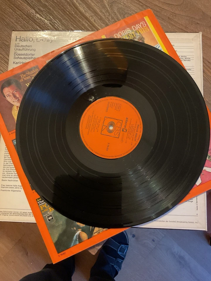 Klaus Doldinger: Hallo, Dolly; Deutsche Uraufführung Düsseldorfer Schauspielhaus - Bild 3 von 3