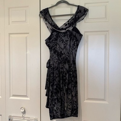 short cocktail lace dress Off-White Lace Short Dress with Pockets